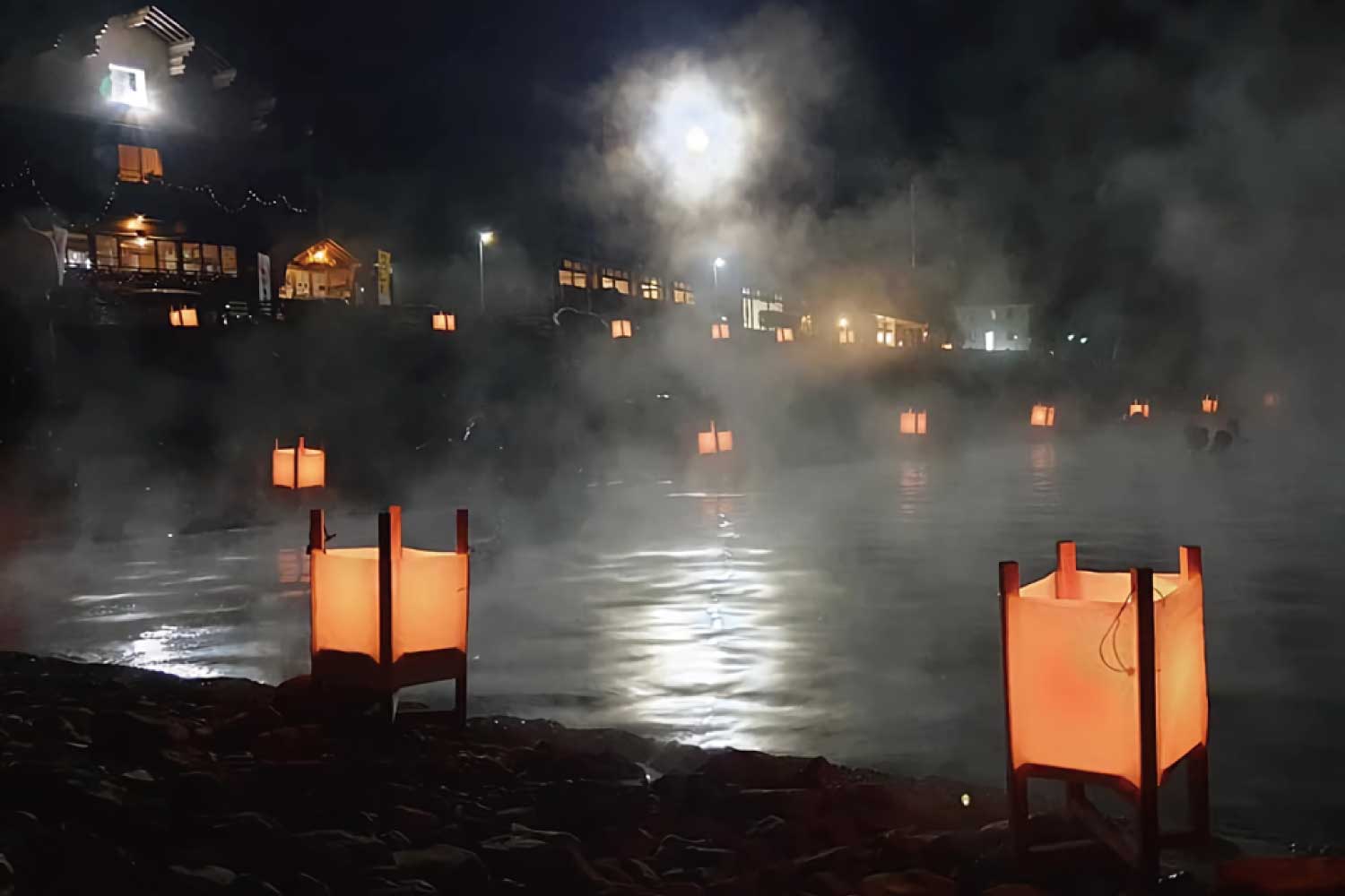 川湯温泉（冬季限定の仙人風呂）